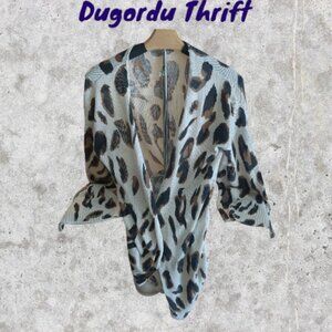 Woman's Small Oversized Leopard Print Sweater Open Wide Sleeves Shrug Poncho